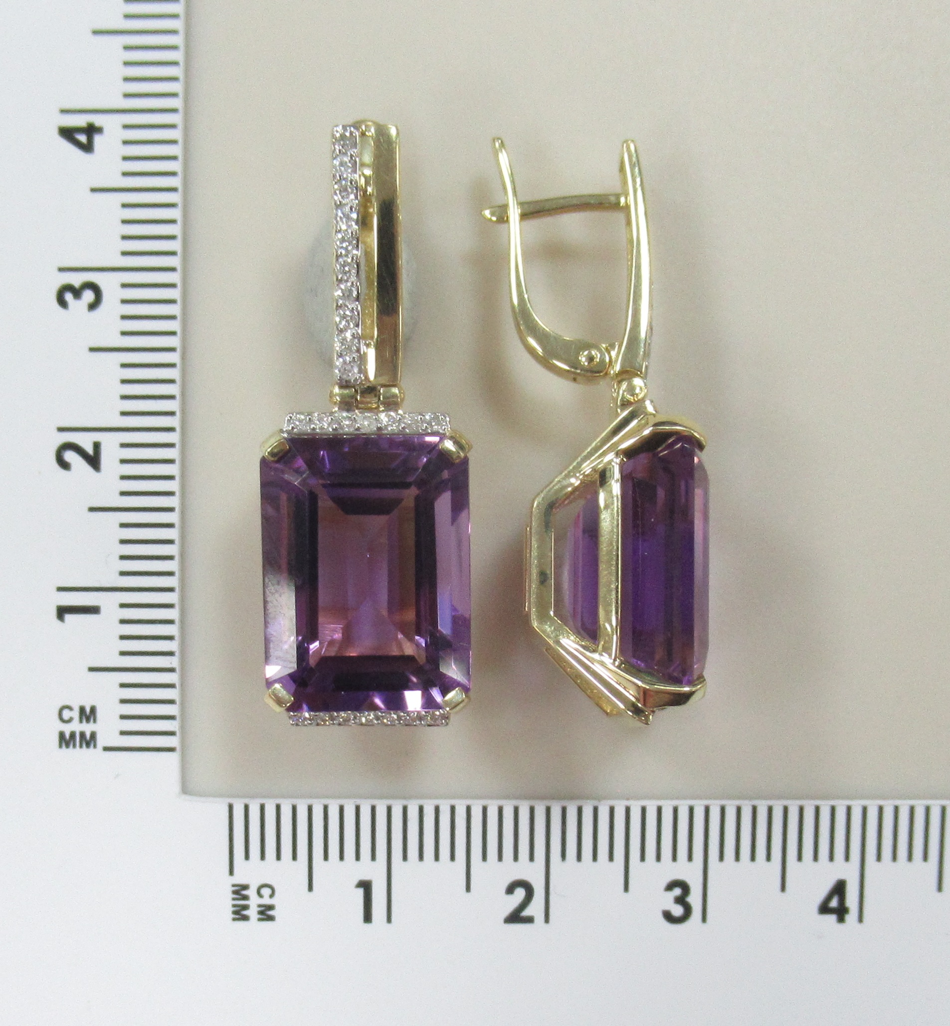 10512-000610 Серьги (Au 585)
